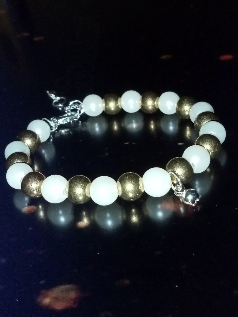 Golden Pearl Bead Bracelet 3