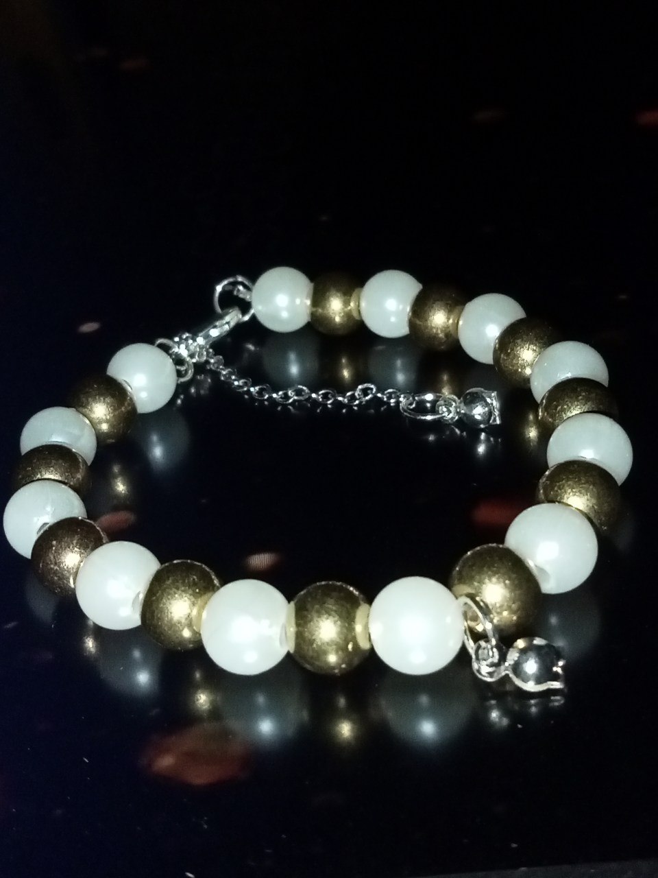 Golden Pearl Bead Bracelet 2
